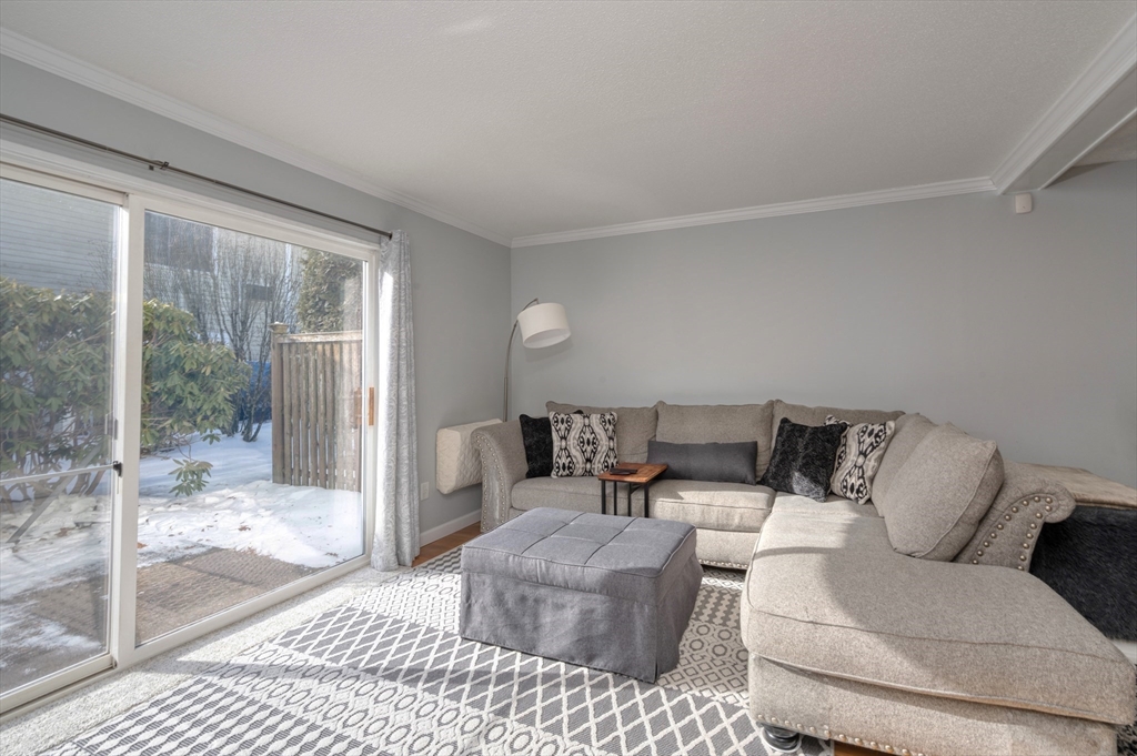 6 Adam St # 8