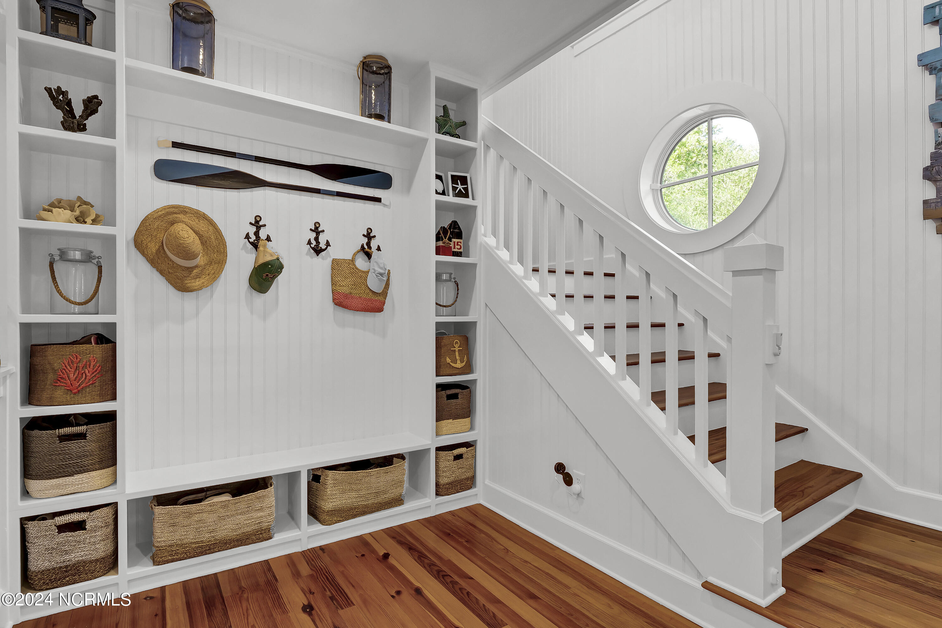 15 Surfboat Court