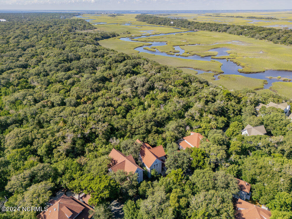 15 Surfboat Court