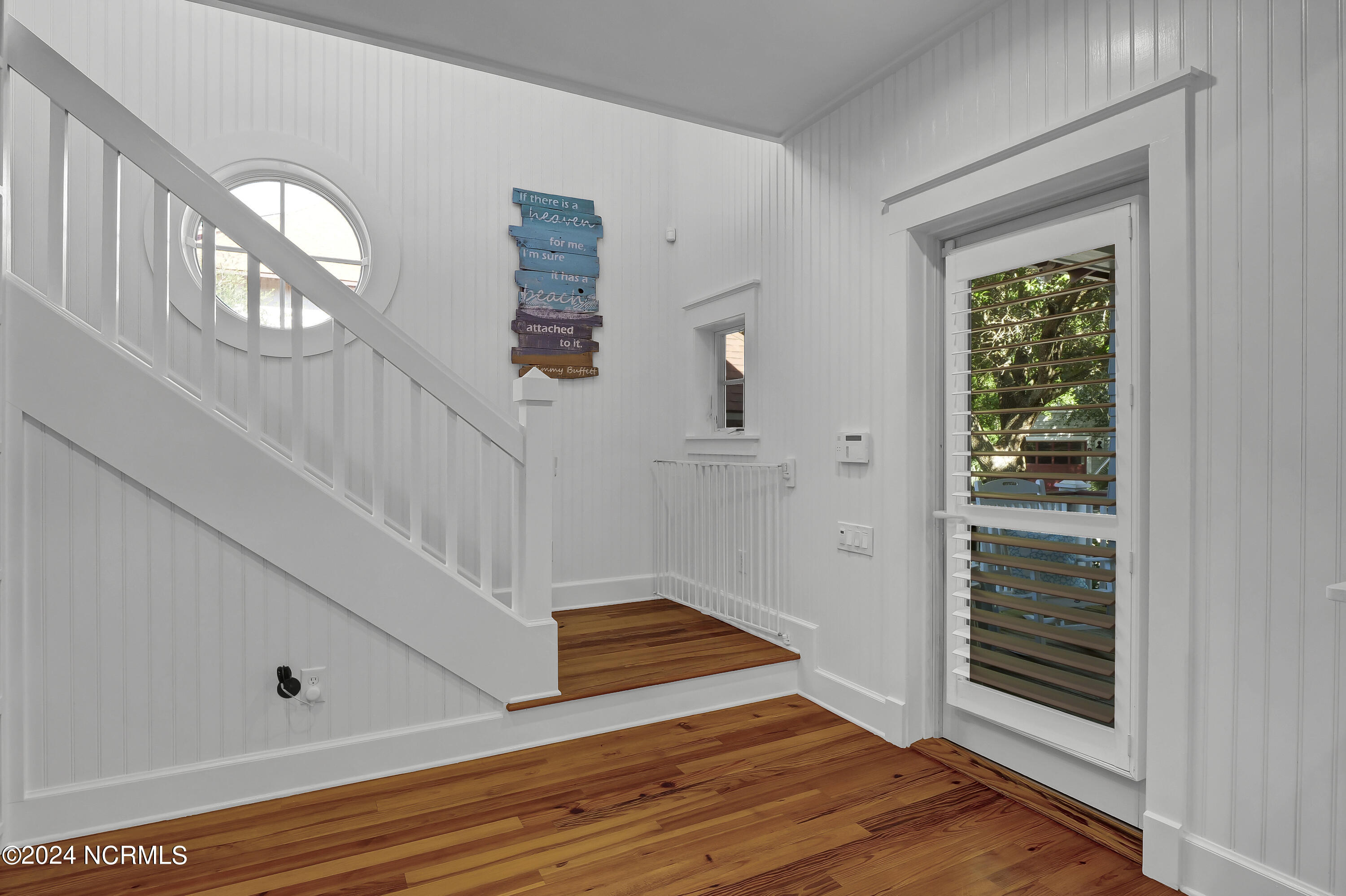 15 Surfboat Court