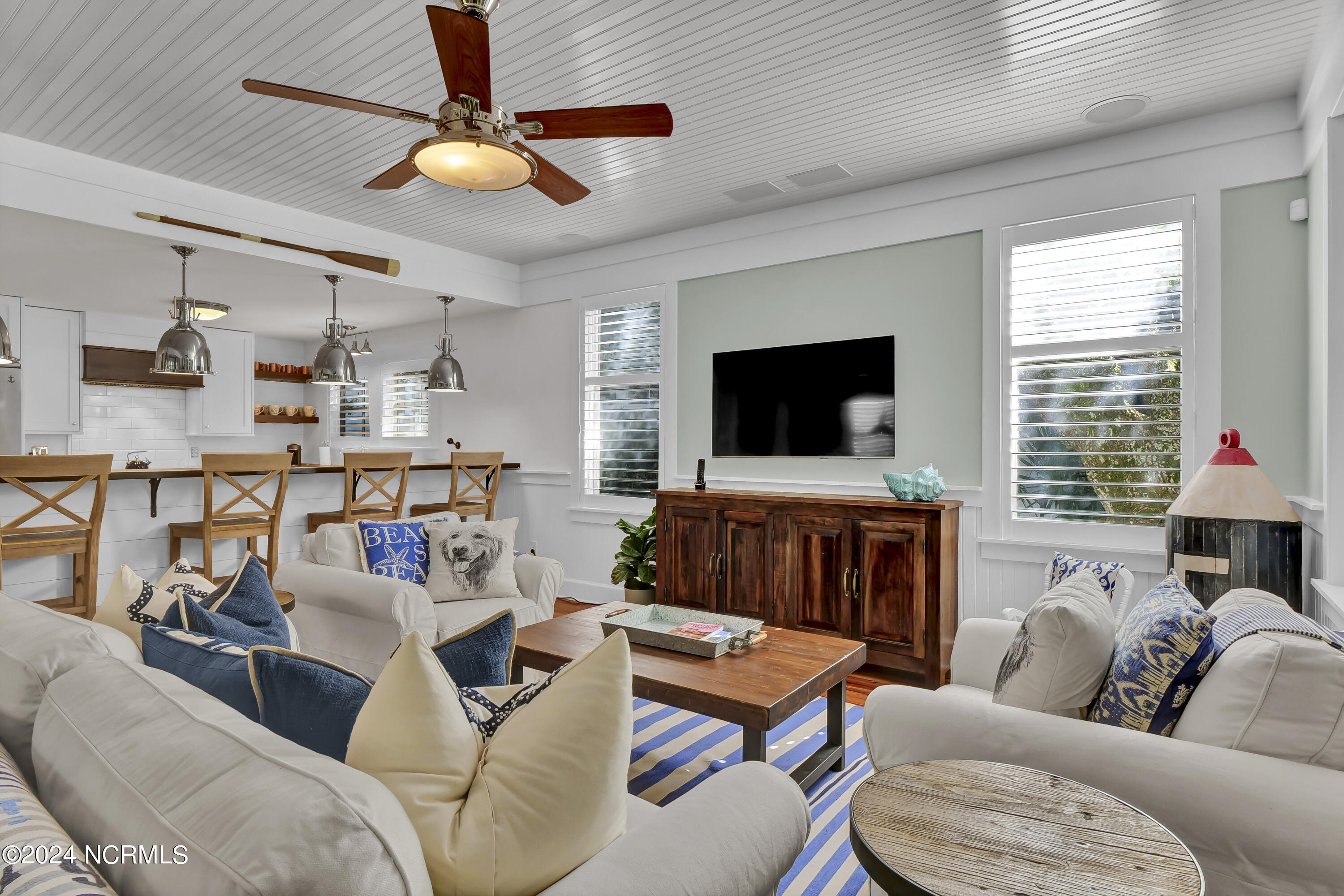 15 Surfboat Court