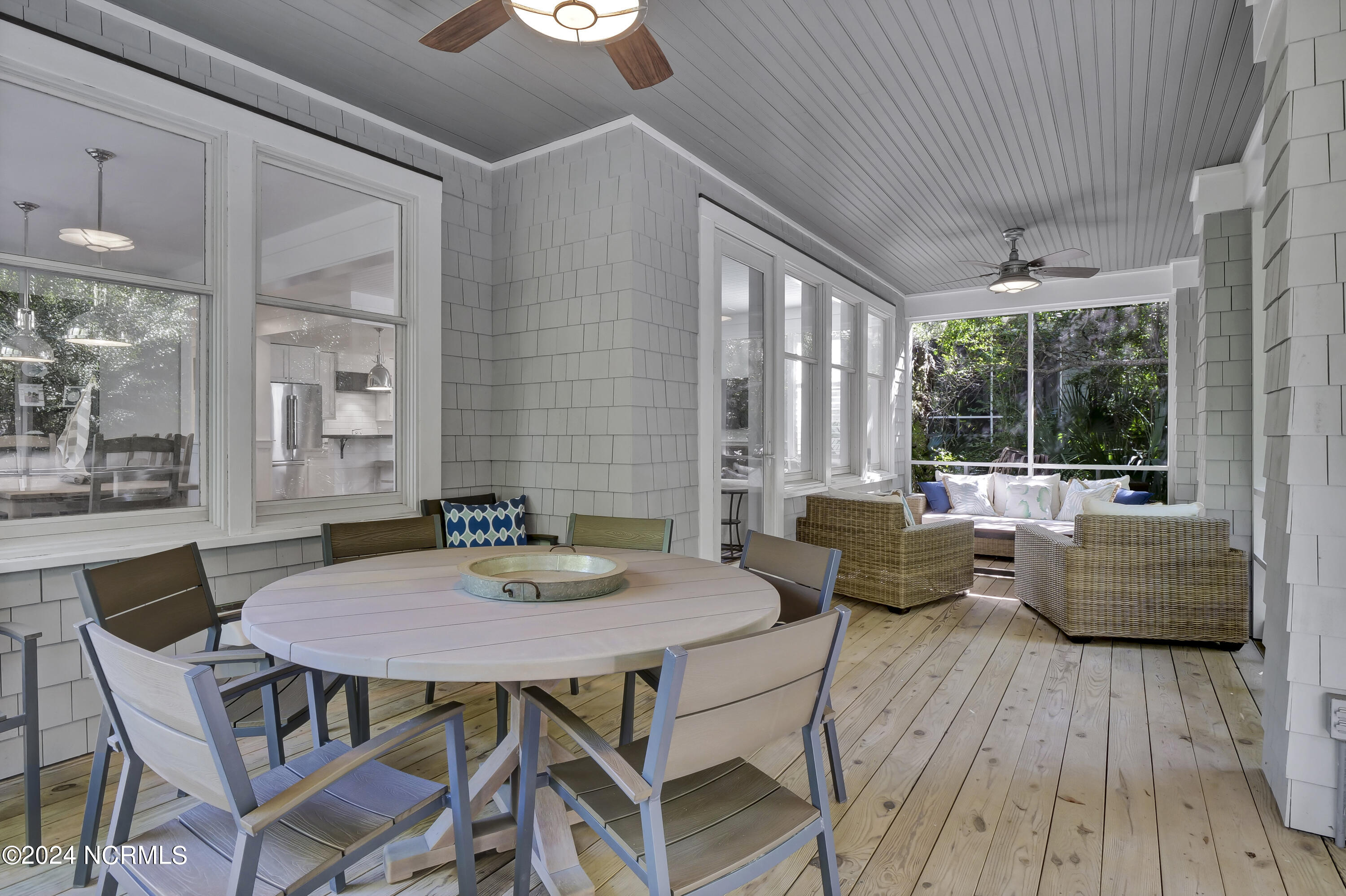 15 Surfboat Court