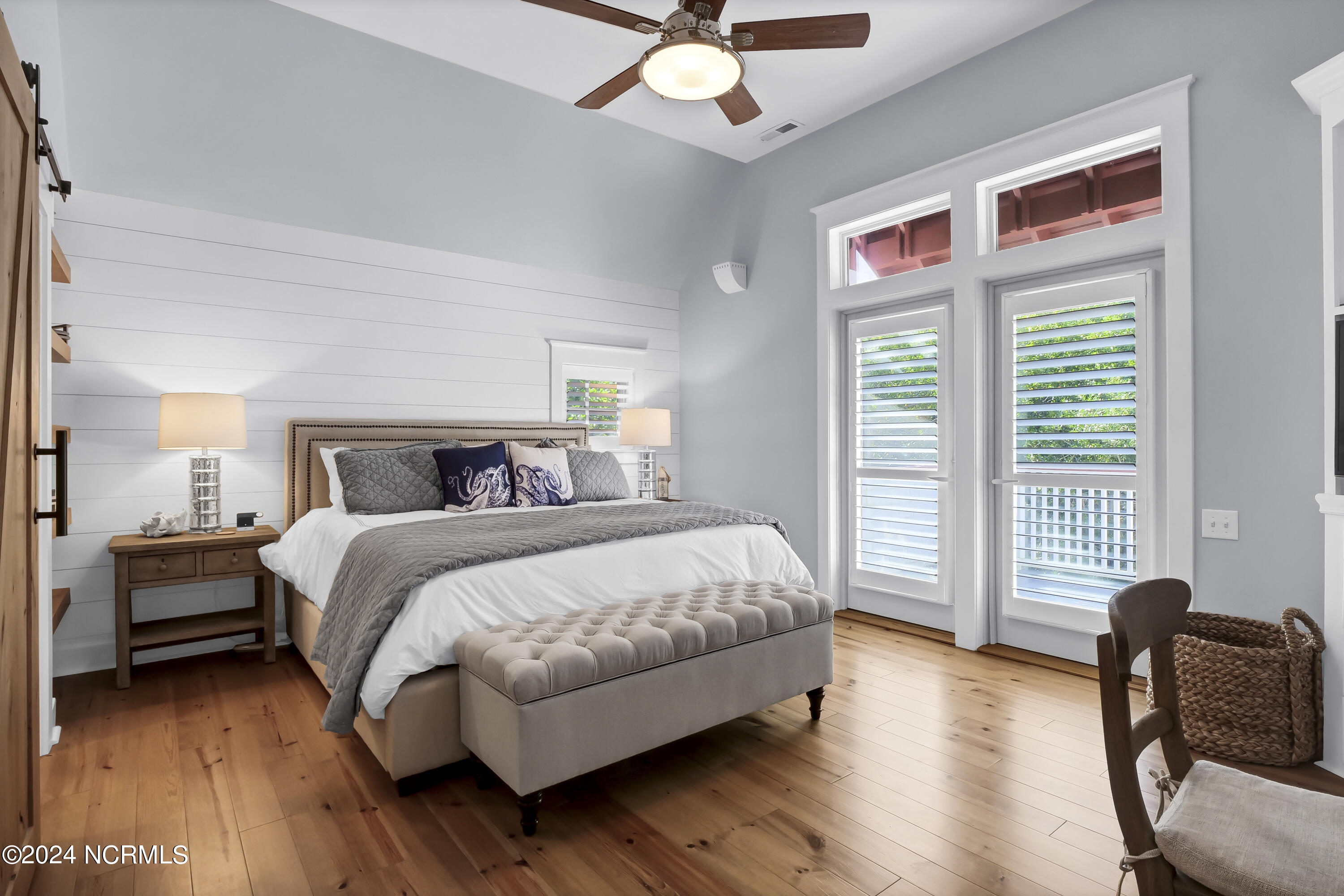15 Surfboat Court