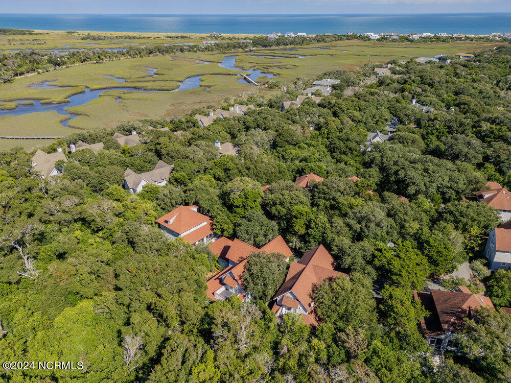 15 Surfboat Court