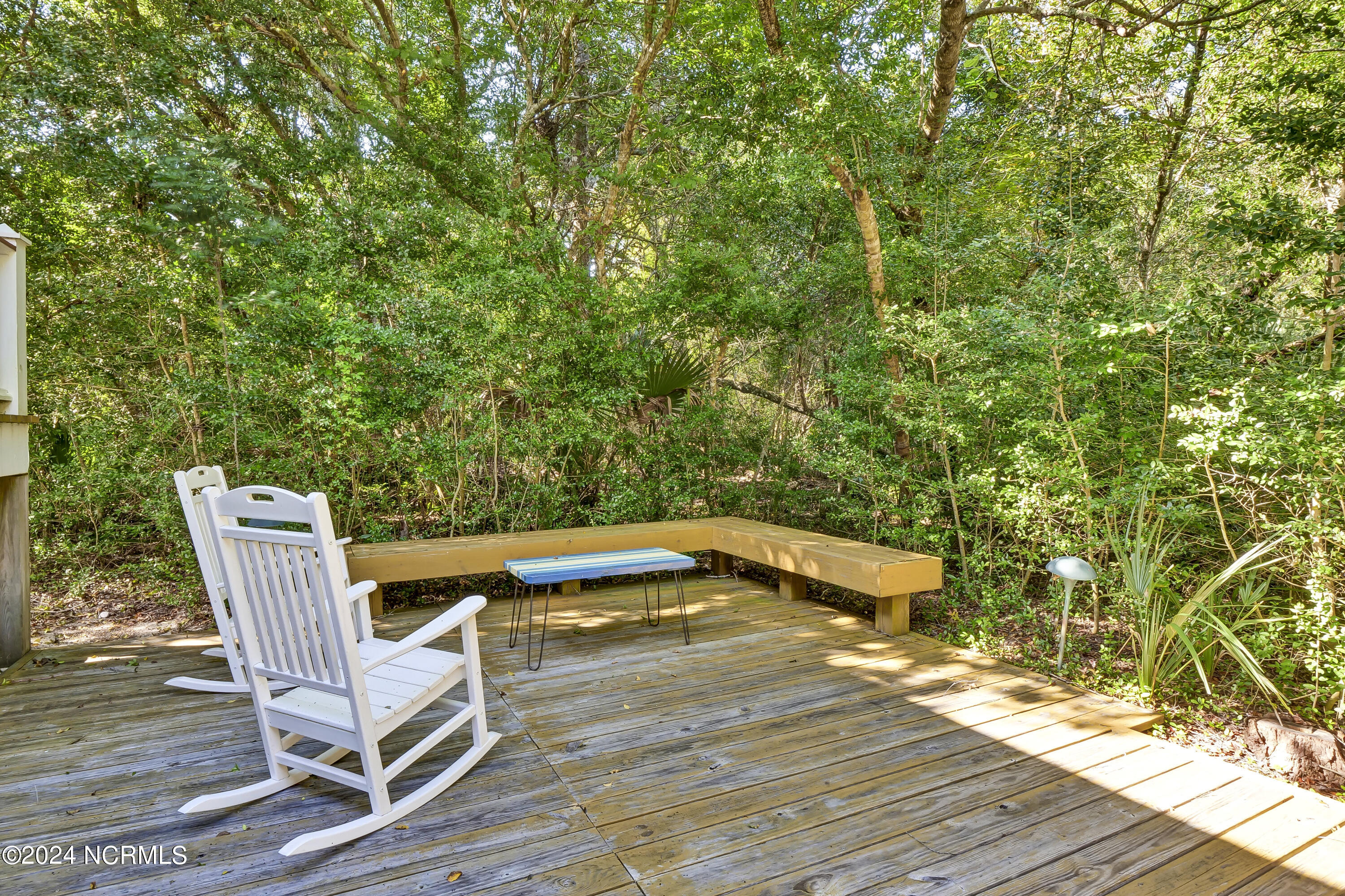 15 Surfboat Court
