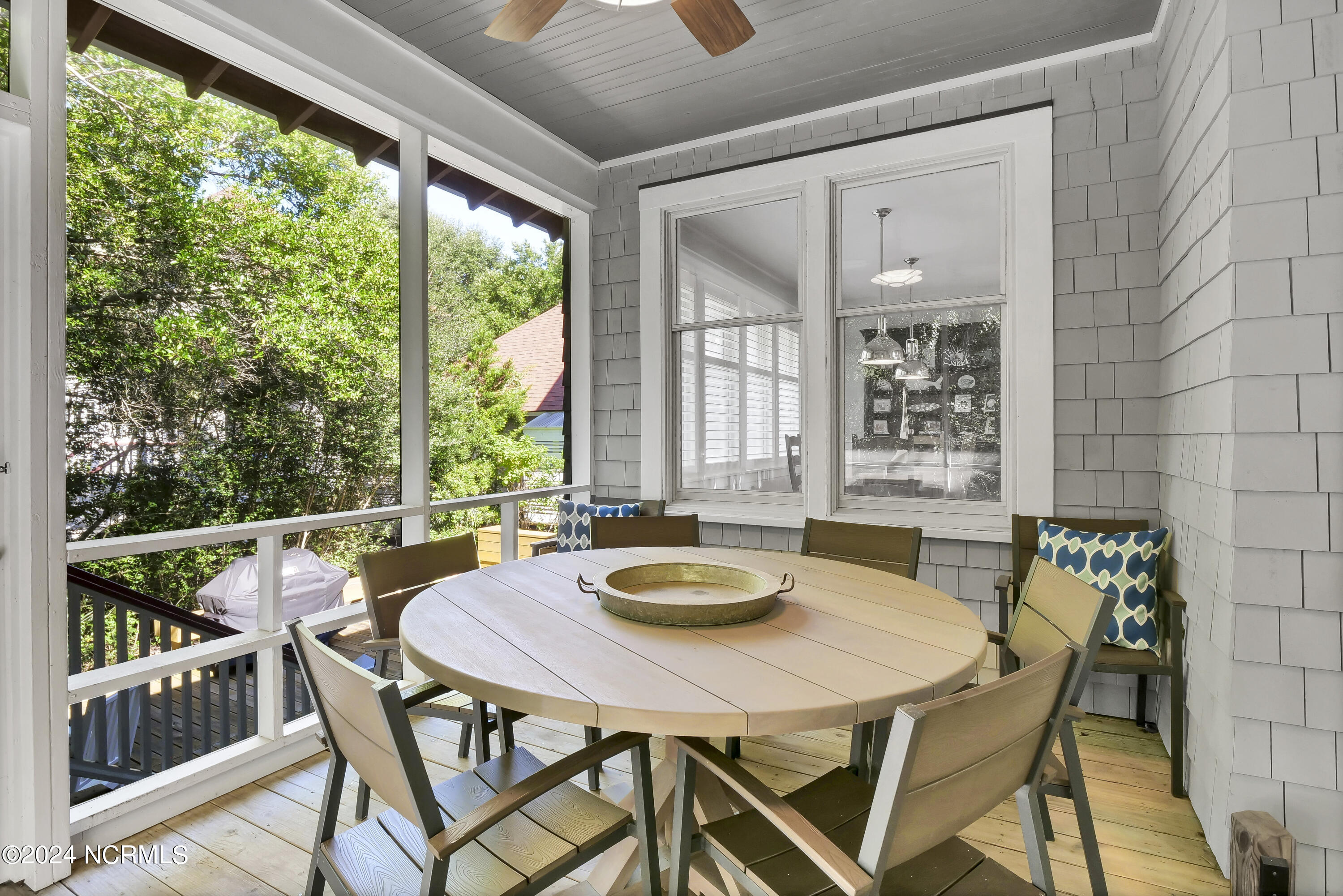 15 Surfboat Court