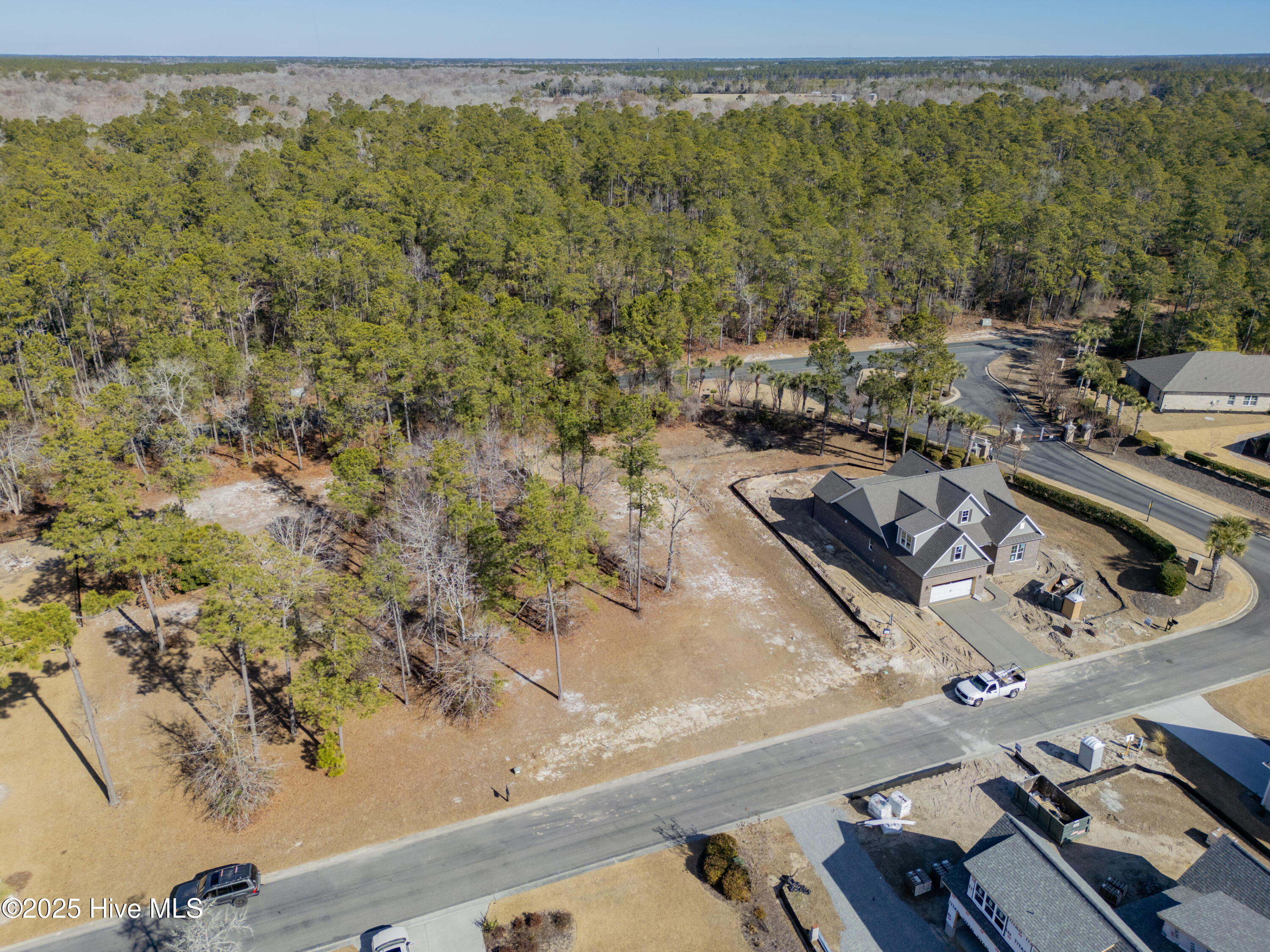 1422 L-66 Serrulata Drive SE