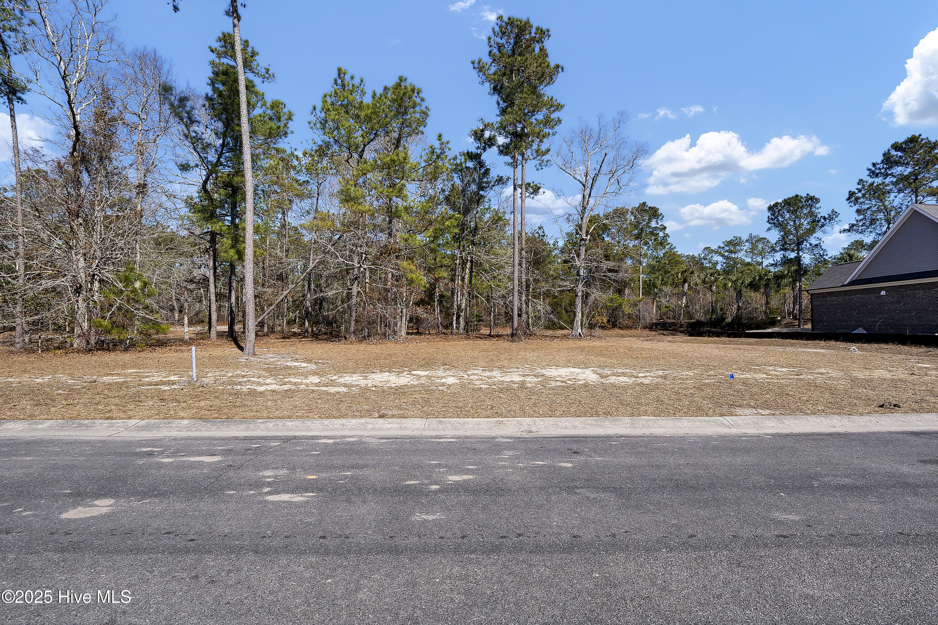 1422 L-66 Serrulata Drive SE