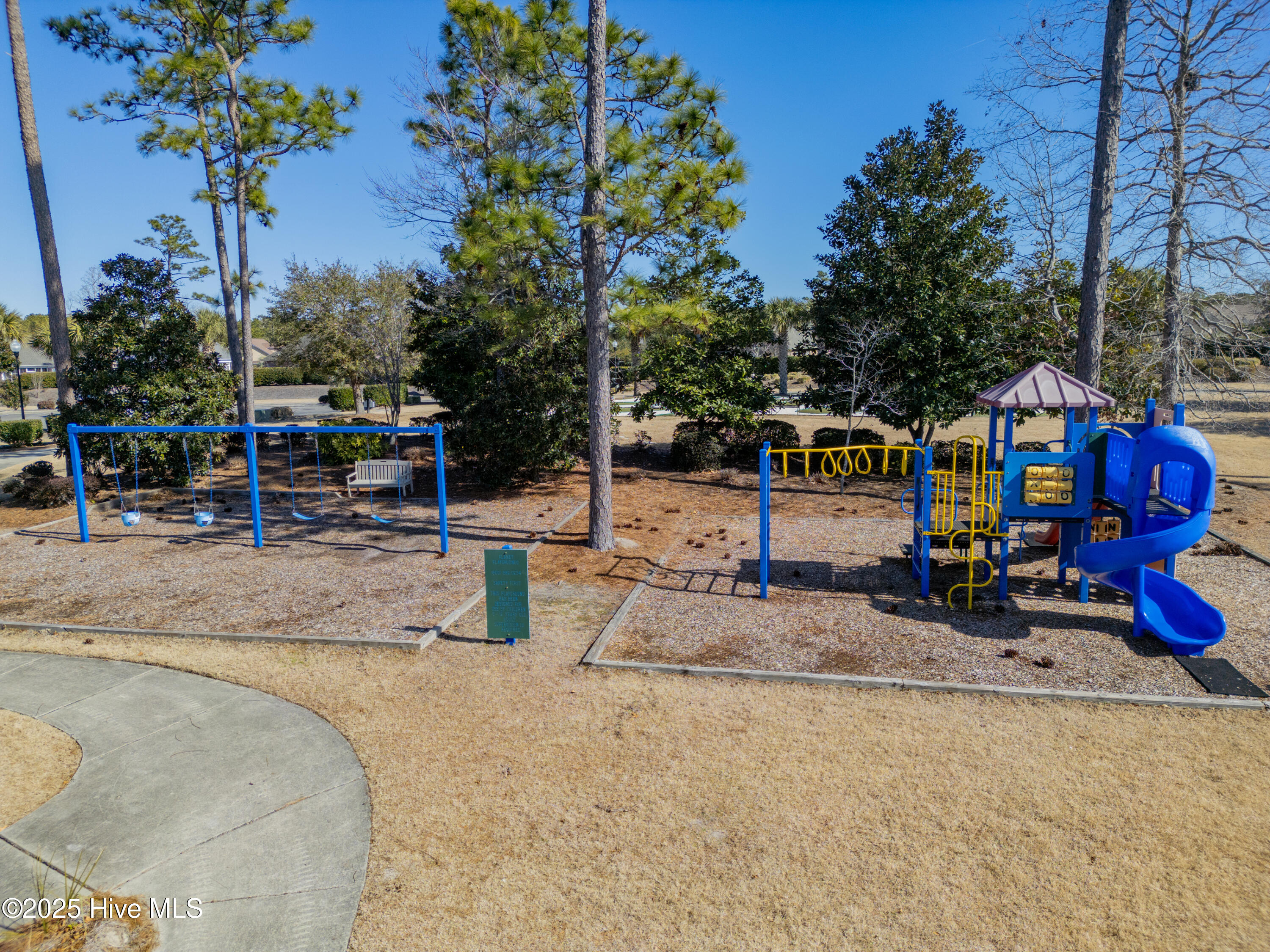 1422 L-66 Serrulata Drive SE