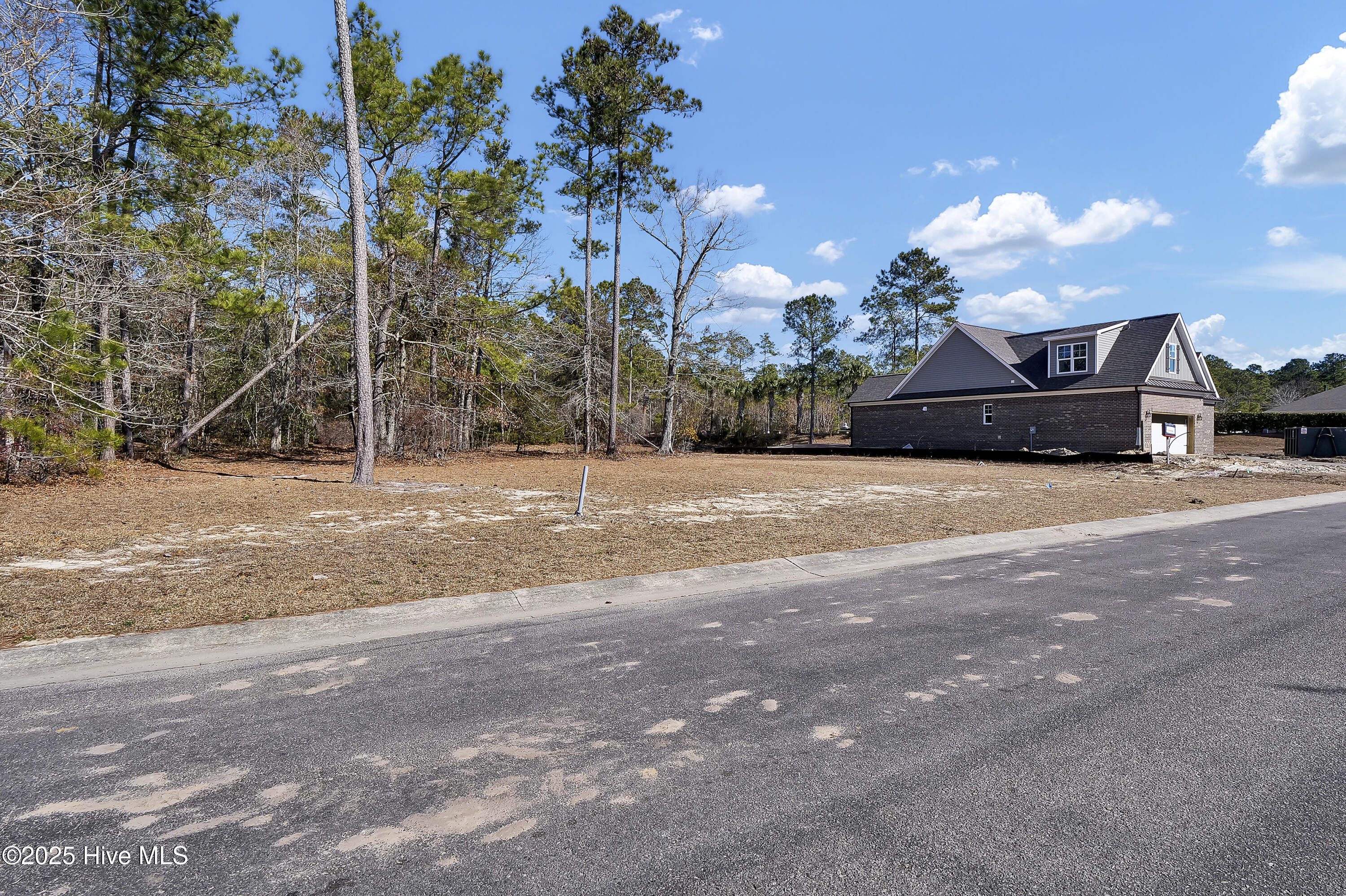 1422 L-66 Serrulata Drive SE