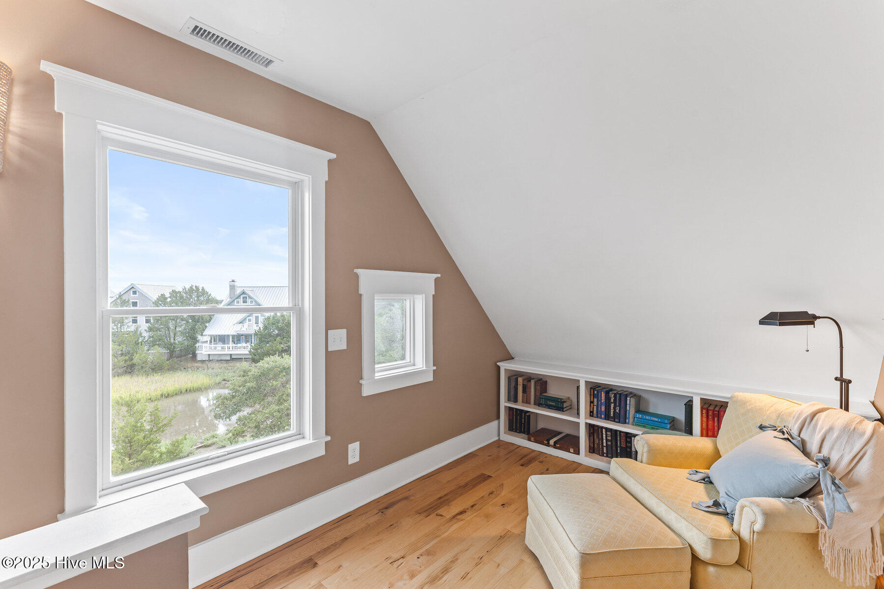 41 Transom Row