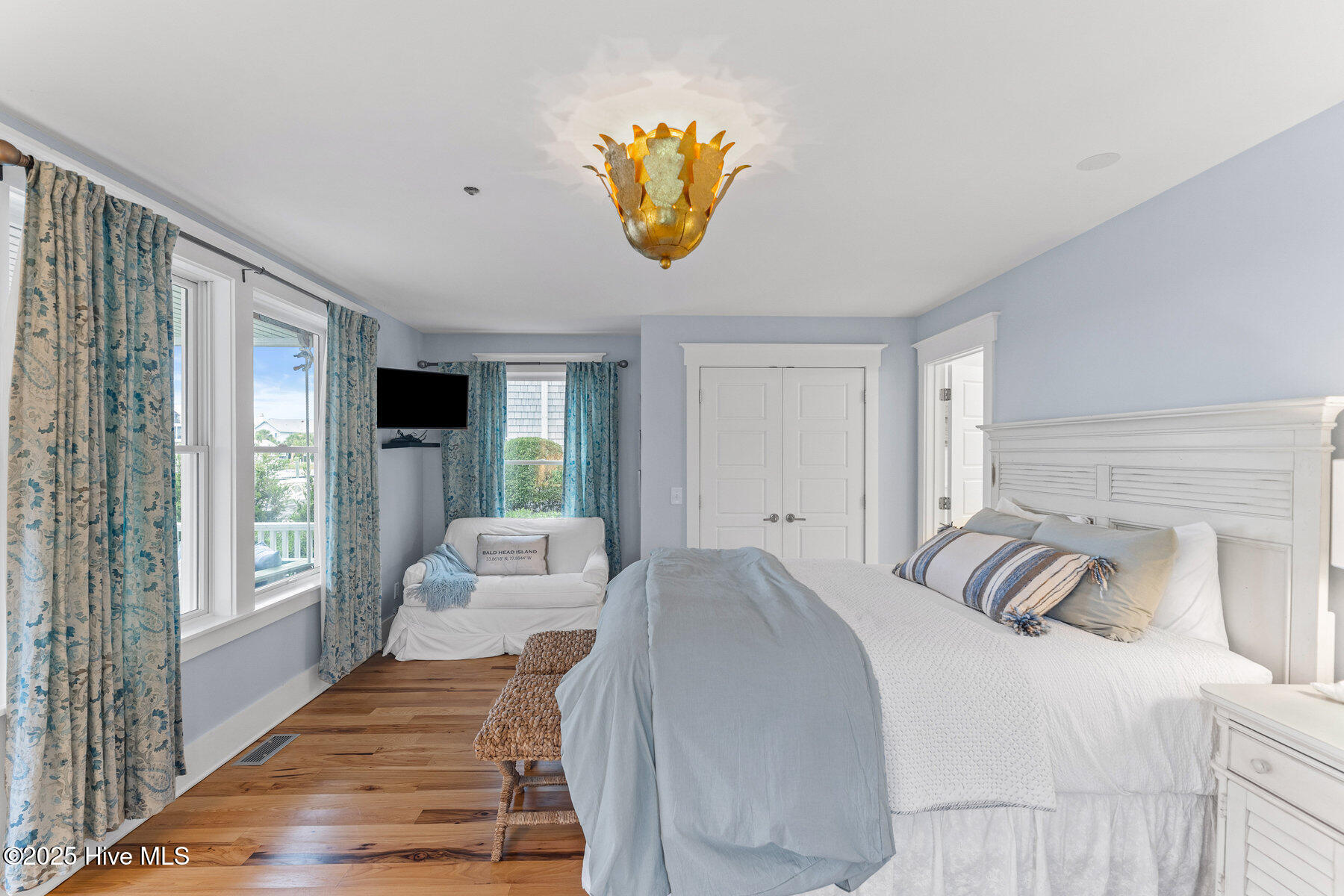 41 Transom Row