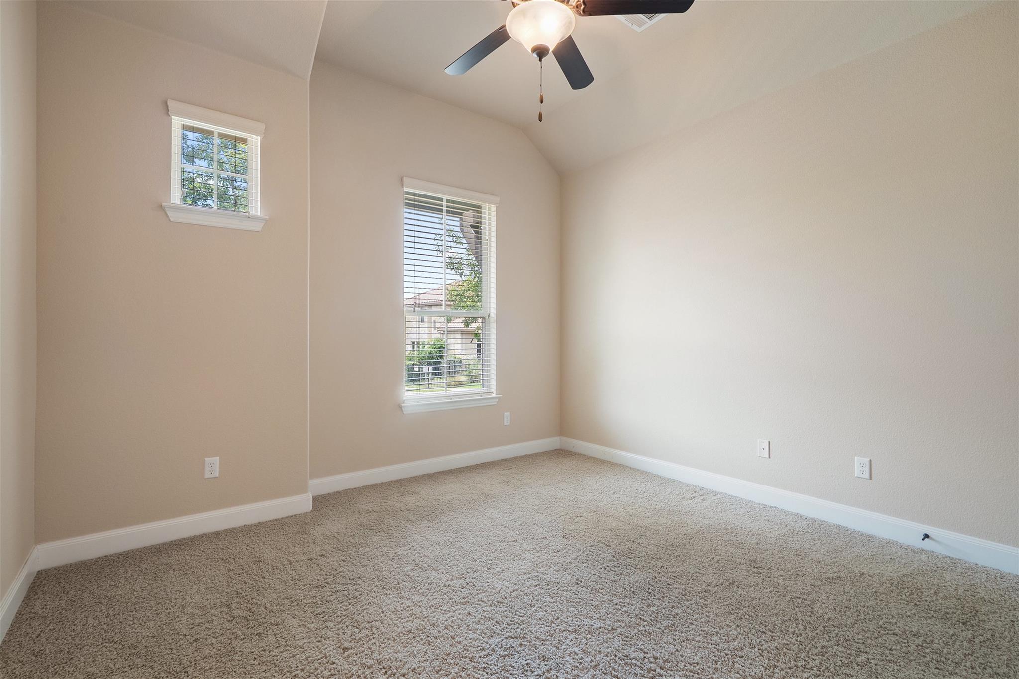 209 Maxwell WAY