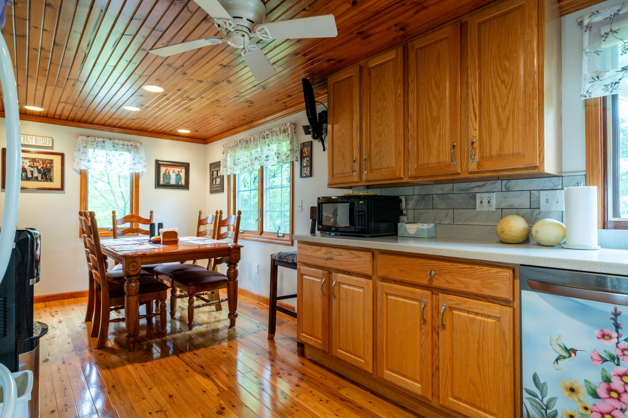 S69W22930 National Ave, Vernon