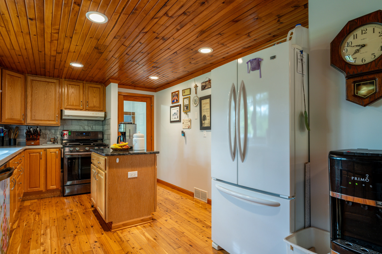 S69W22930 National Ave, Vernon