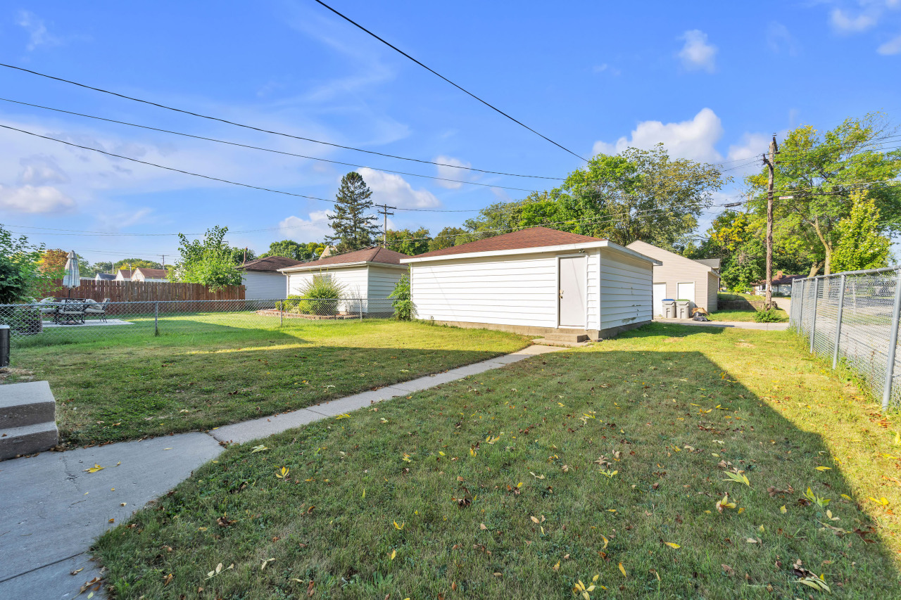 2803 S 49th St, Milwaukee