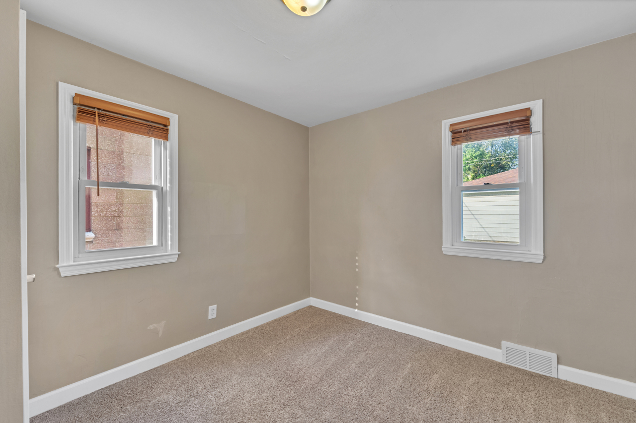2803 S 49th St, Milwaukee