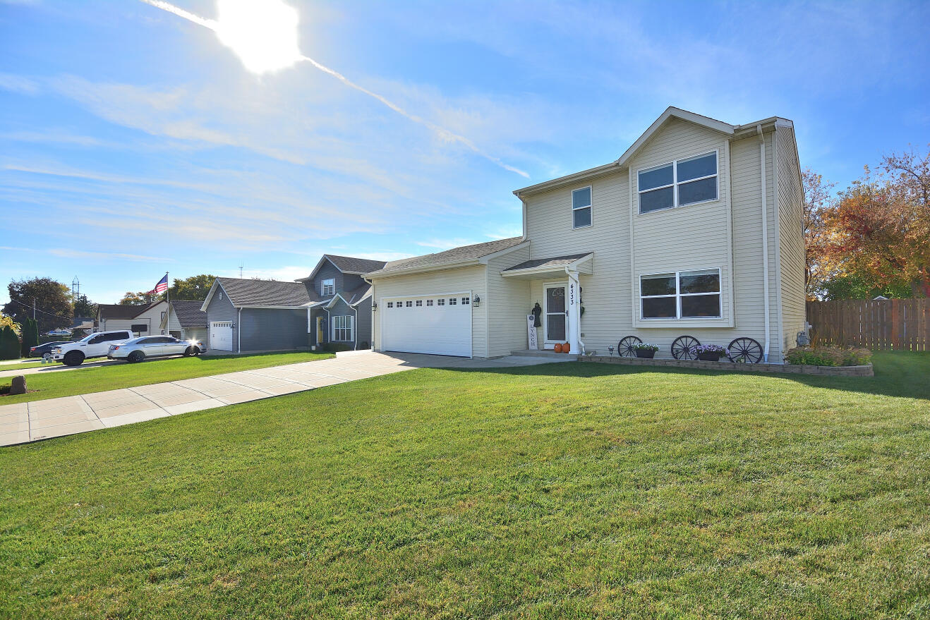 4333 S 51st St, Greenfield