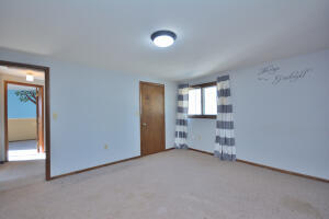6137 W Stevenson St, Milwaukee