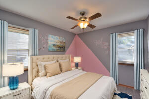 6137 W Stevenson St, Milwaukee