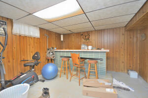 6137 W Stevenson St, Milwaukee