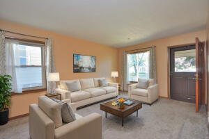 6137 W Stevenson St, Milwaukee