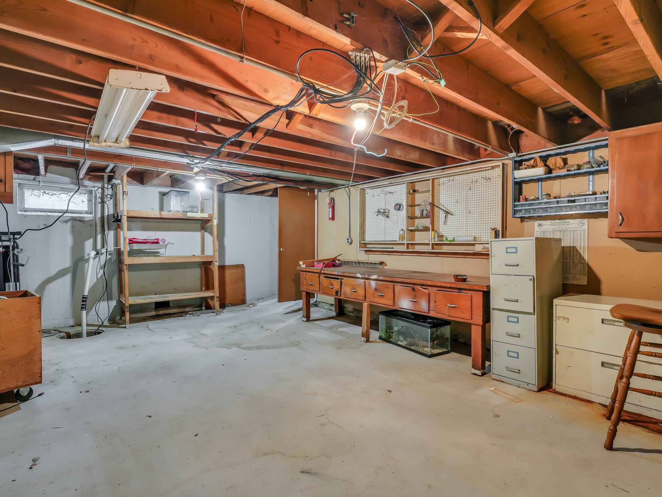 3461 E Bonnie Dr, Oak Creek