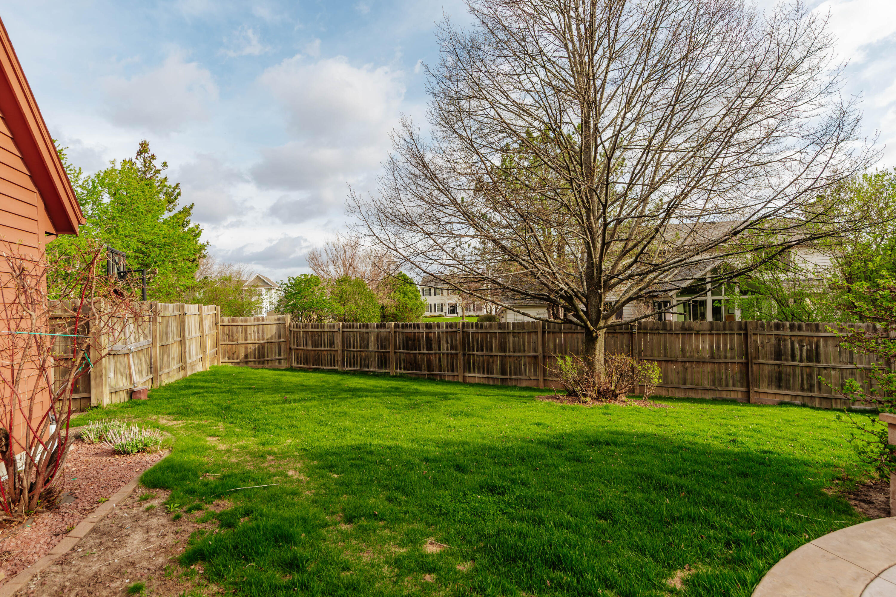 194 W Fairfield Ct, Oak Creek