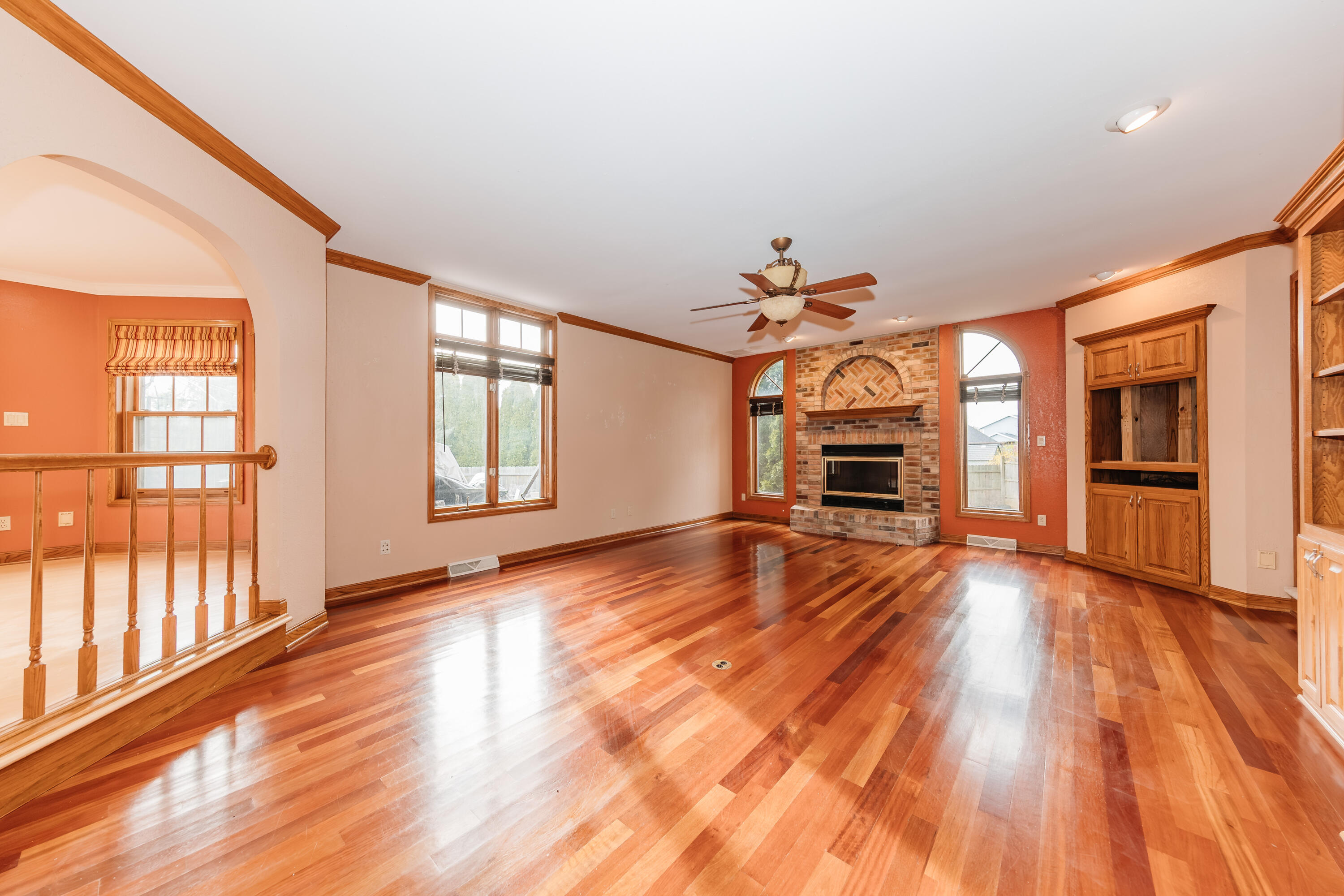 194 W Fairfield Ct, Oak Creek