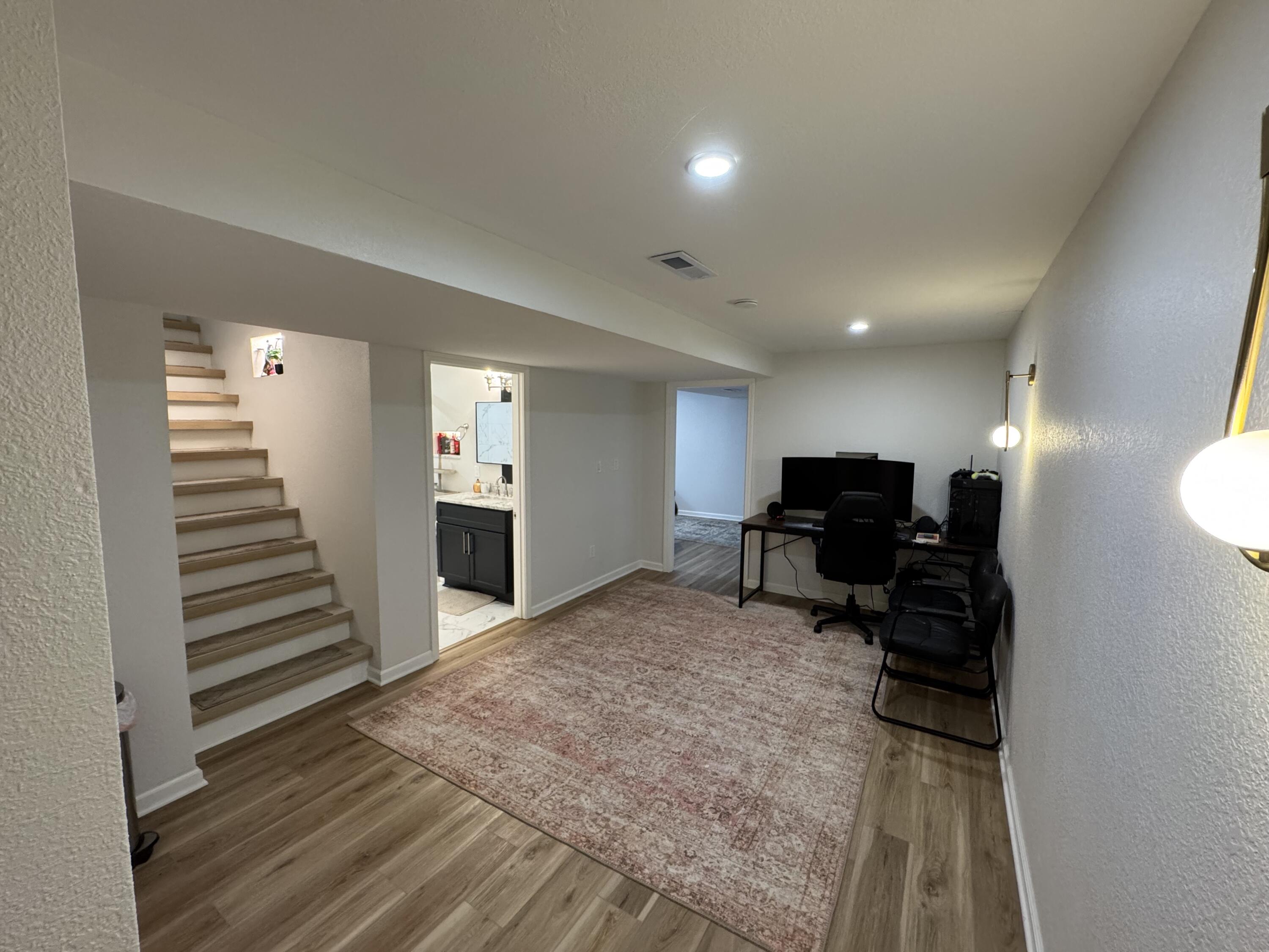 7547 S 74th St, Franklin