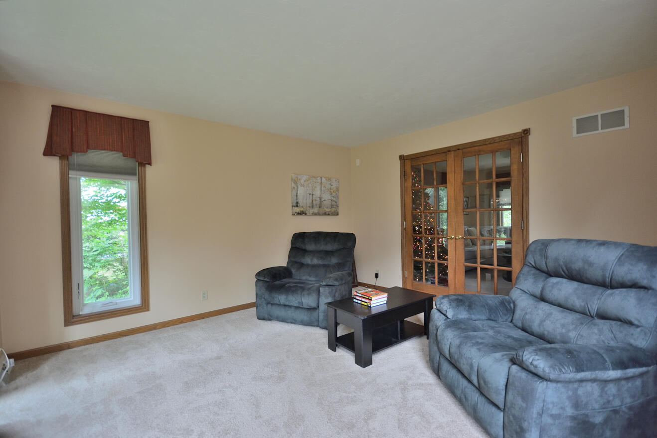 9330 Luanne Dr, Mount Pleasant