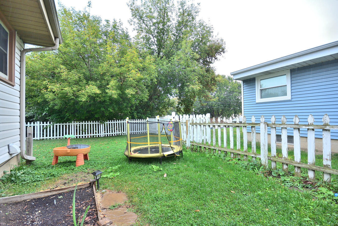 3422 S 85th St, Milwaukee
