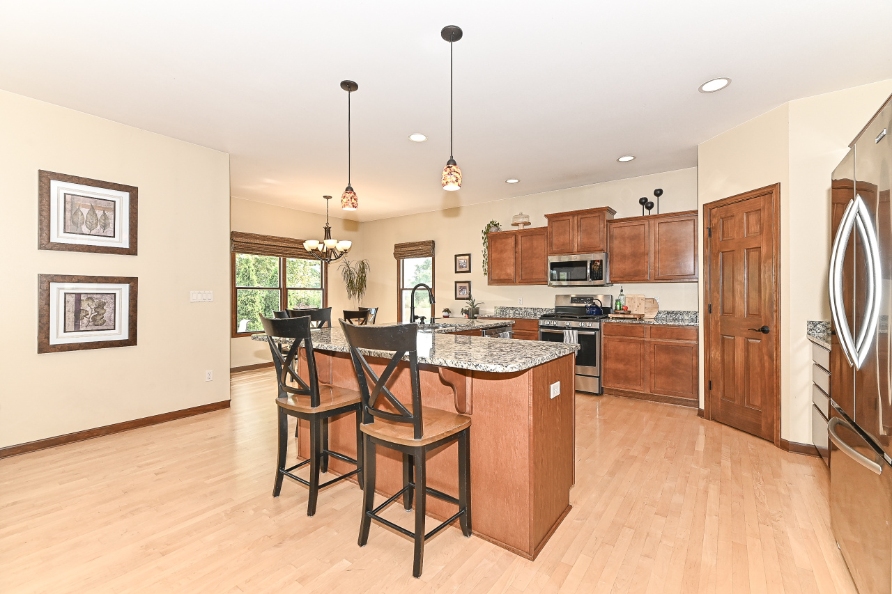 1053 Tallgrass Ln, Mount Pleasant