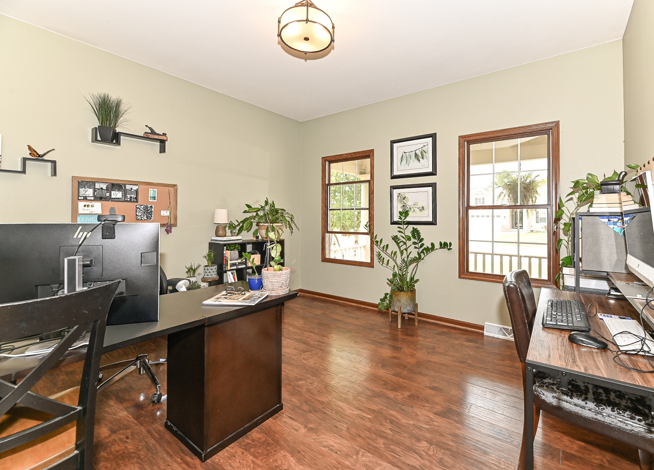 1053 Tallgrass Ln, Mount Pleasant