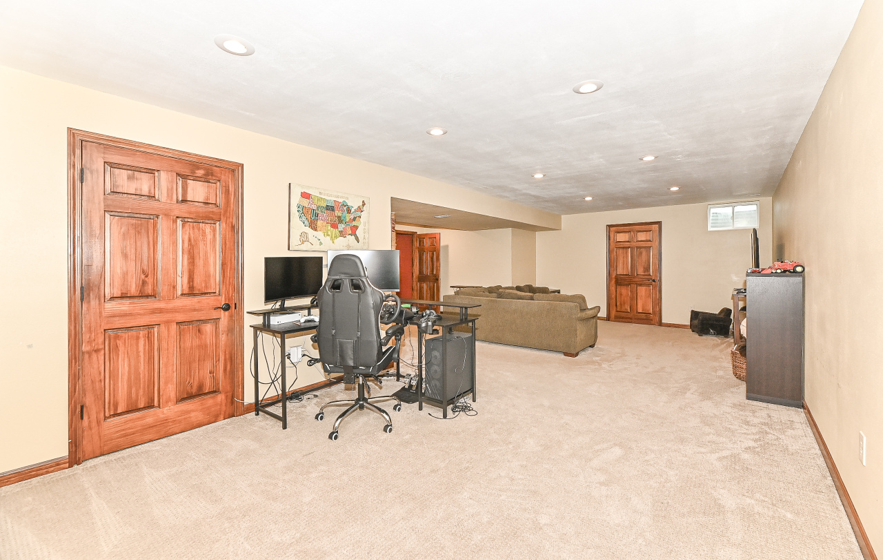 1053 Tallgrass Ln, Mount Pleasant