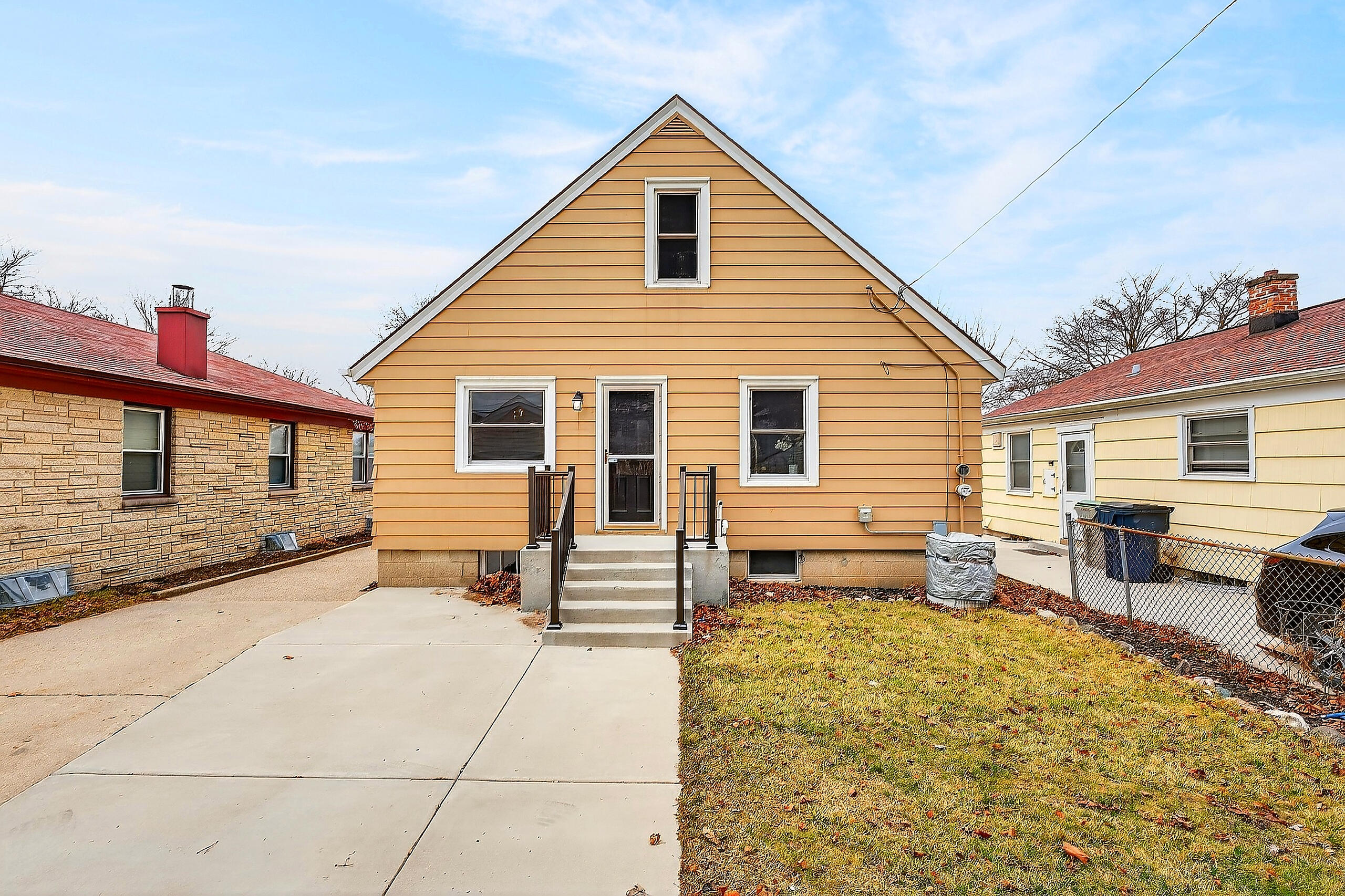 3612 N 94th St, Milwaukee