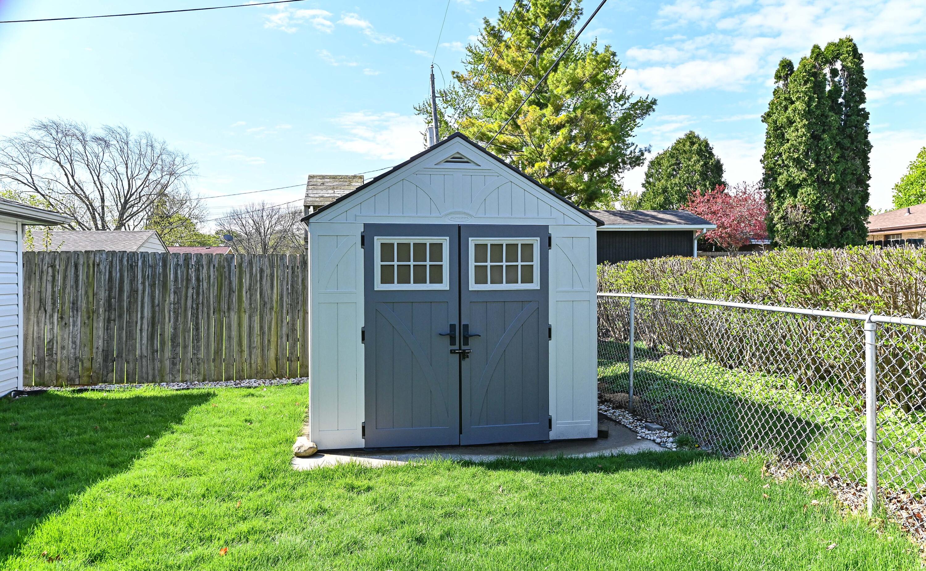 3433 S 85th St, Milwaukee