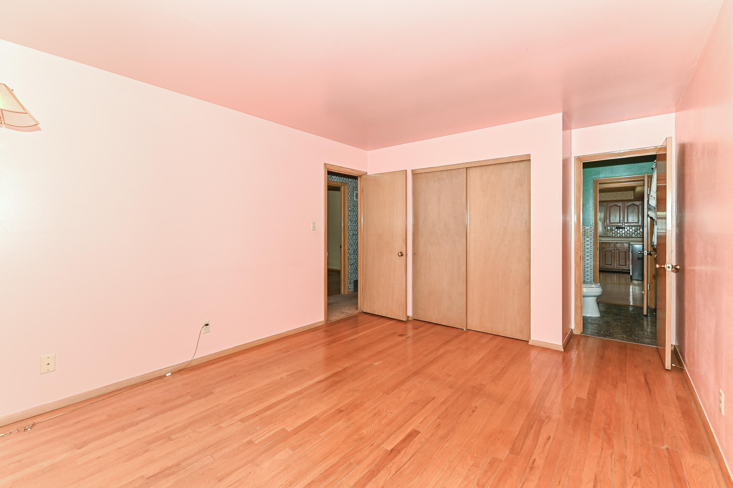 3433 S 85th St, Milwaukee