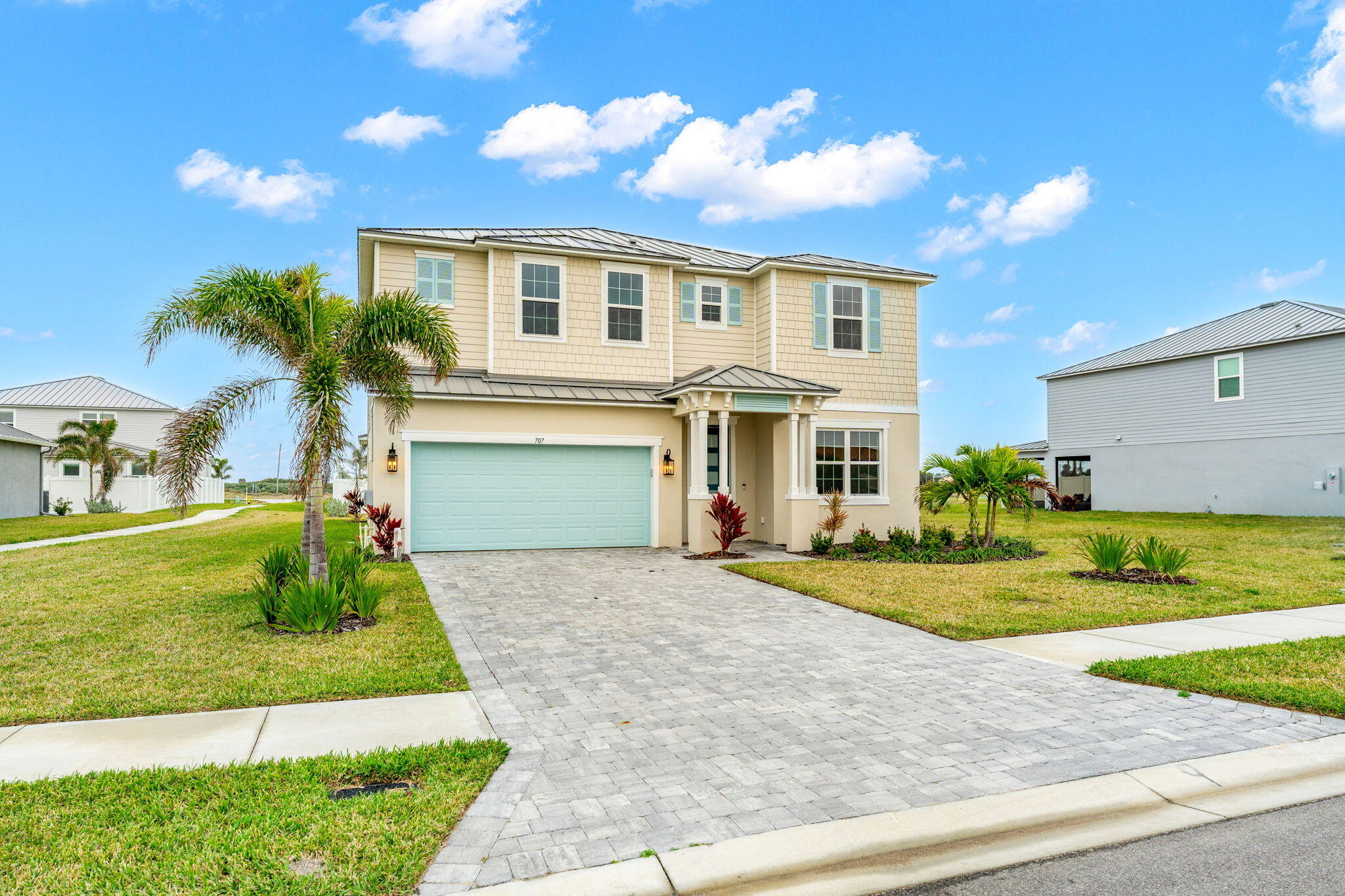707 Clearwater Avenue
