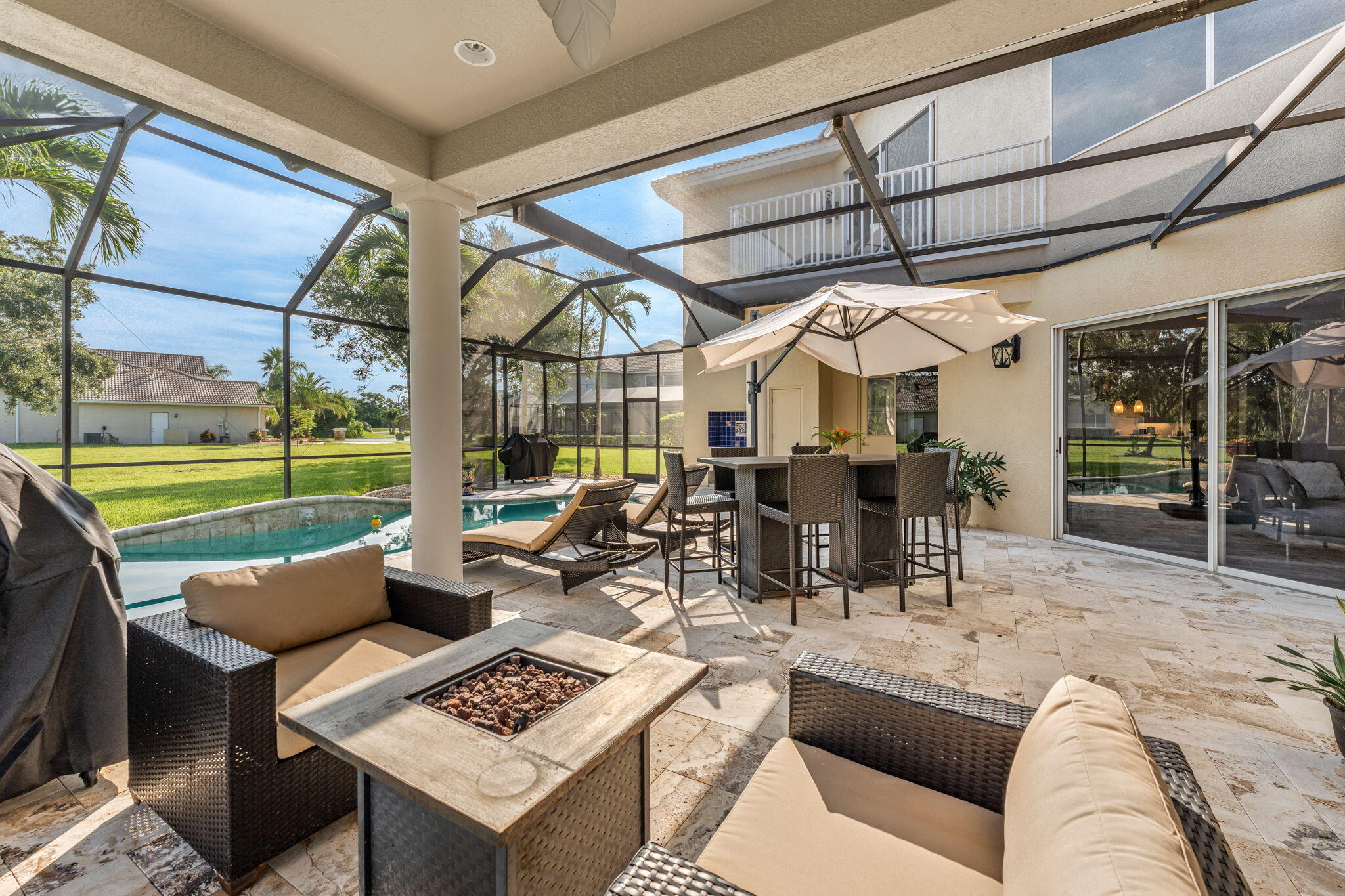 845 Chatsworth Drive