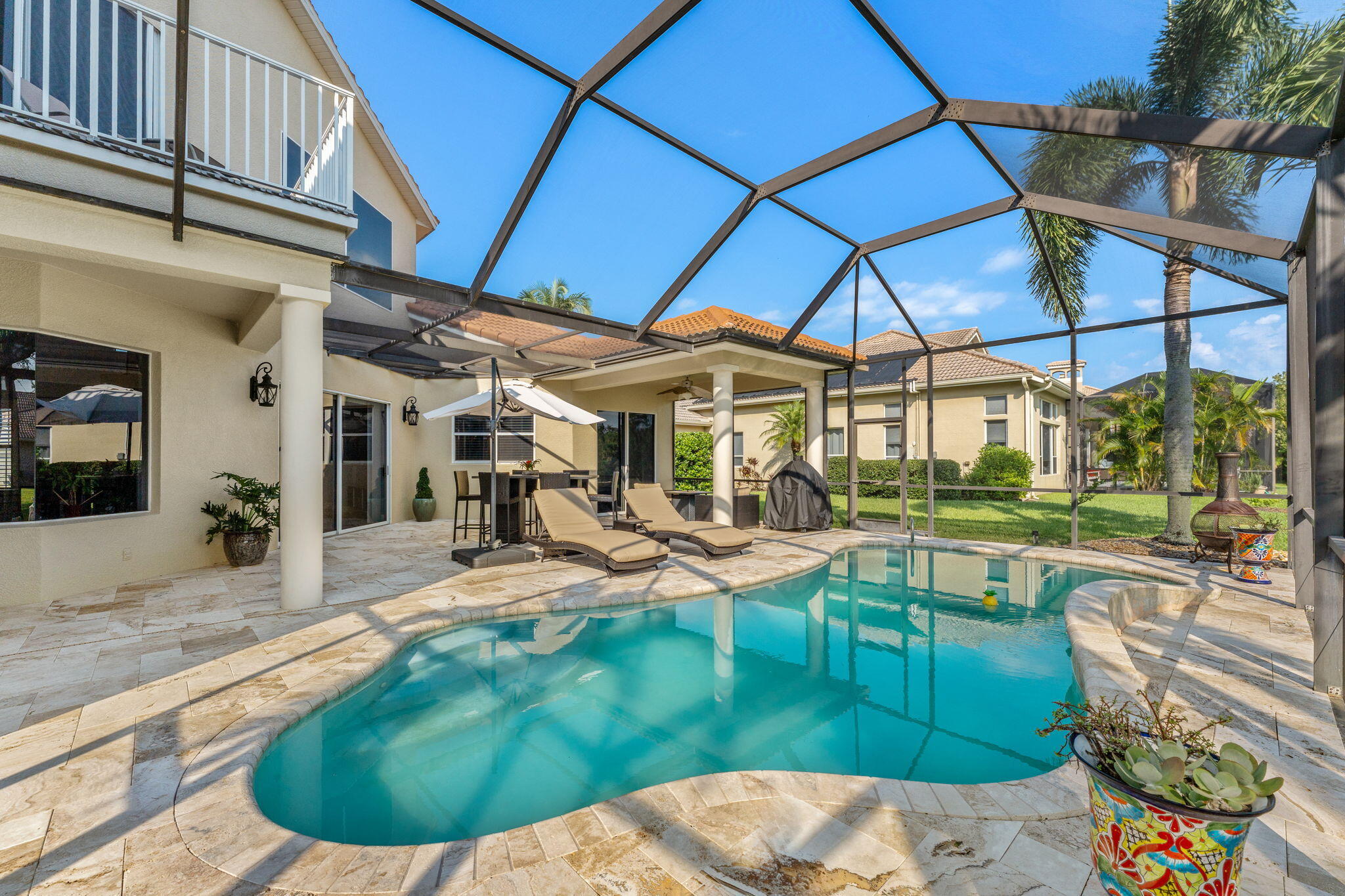 845 Chatsworth Drive