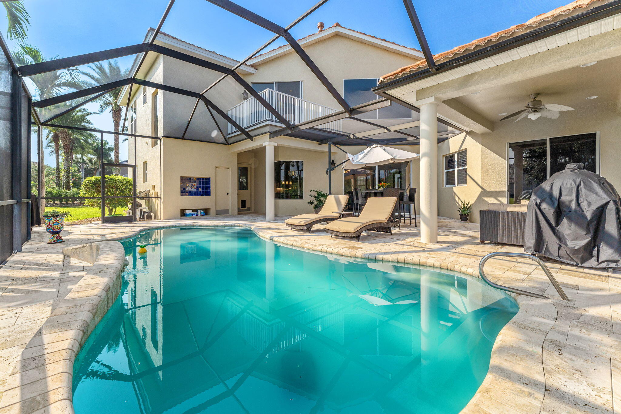 845 Chatsworth Drive