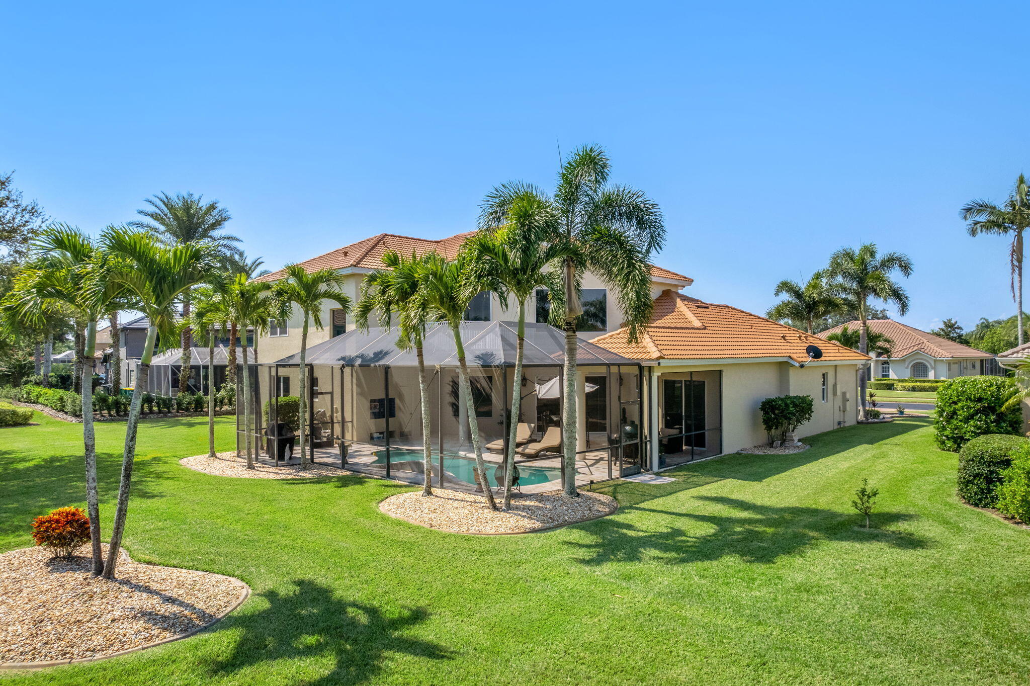 845 Chatsworth Drive