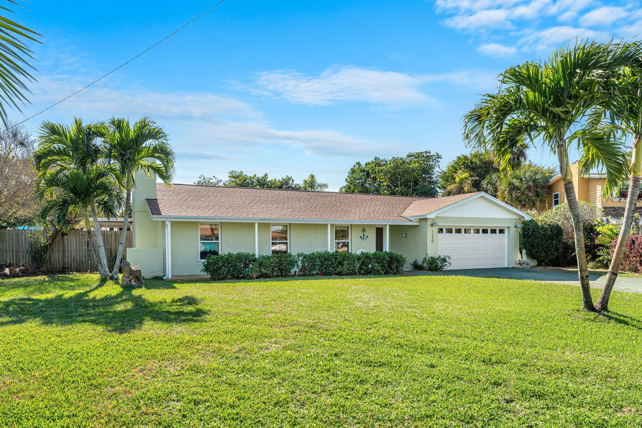 1230 Seminole Drive