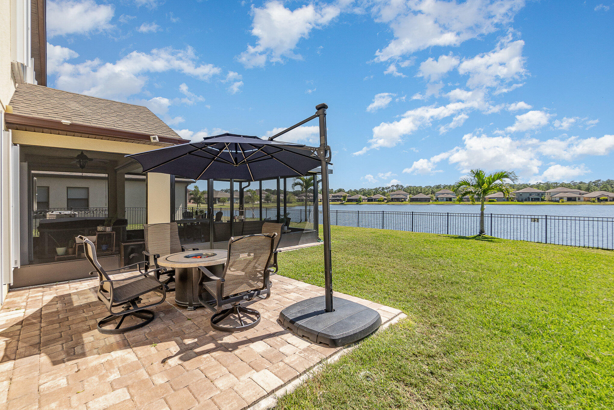 1724 Musgrass Circle