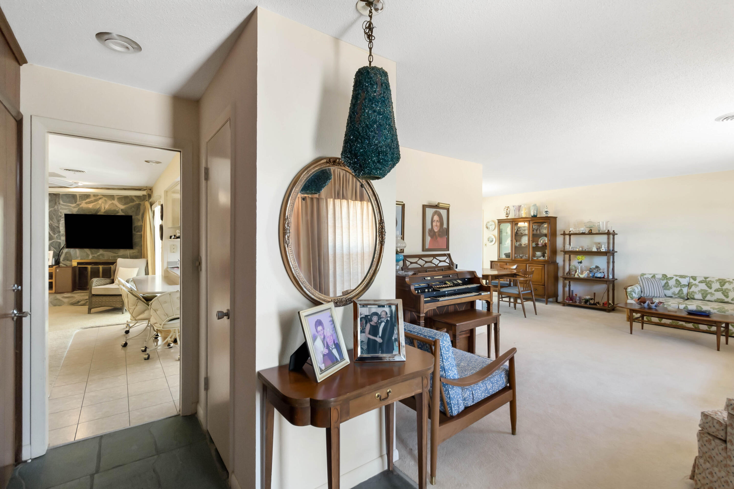 665 Redwood Court