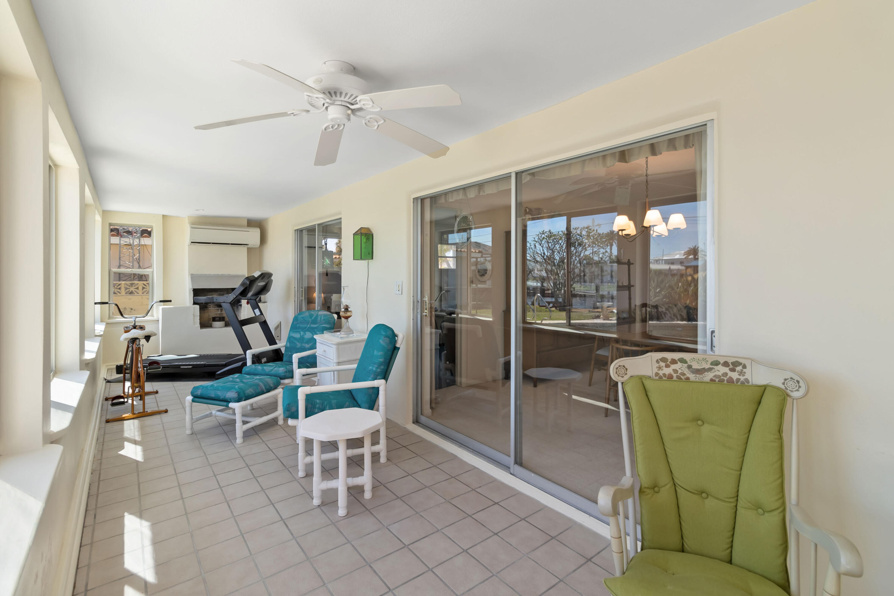 665 Redwood Court