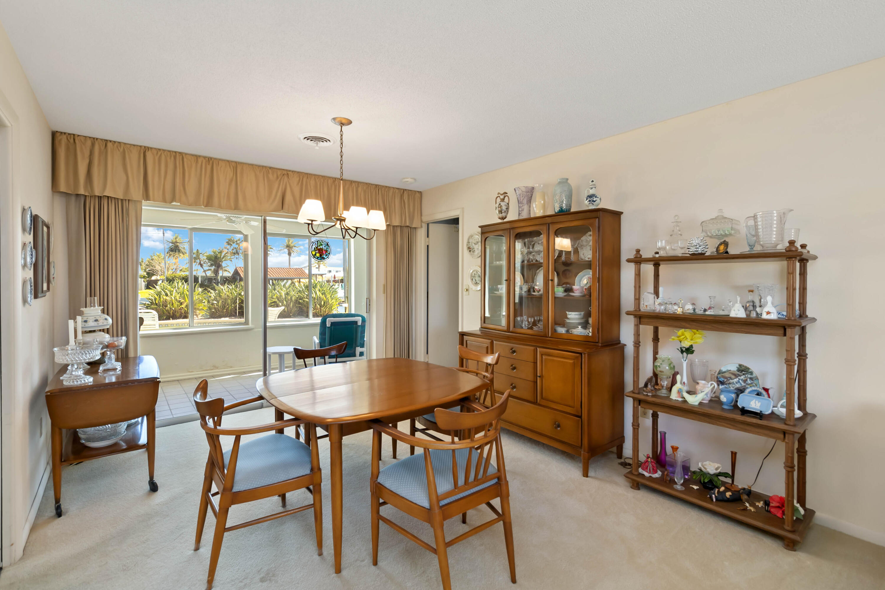 665 Redwood Court