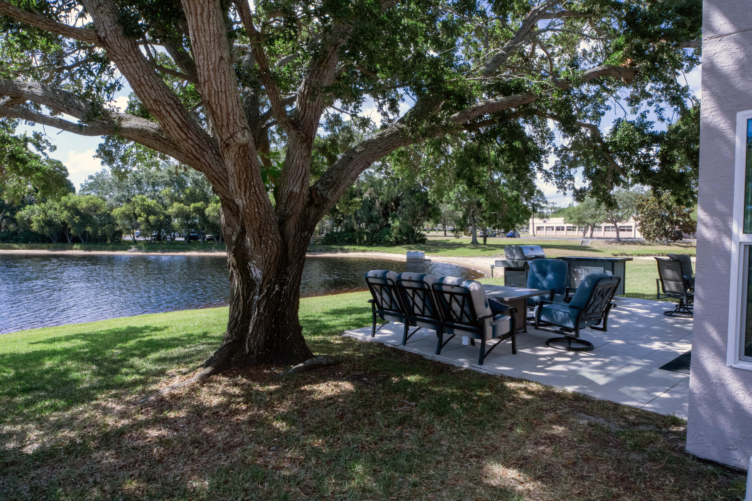 6828 Whitetail Court
