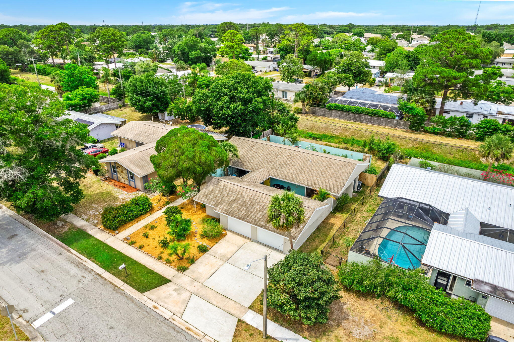 932 Brunswick Lane